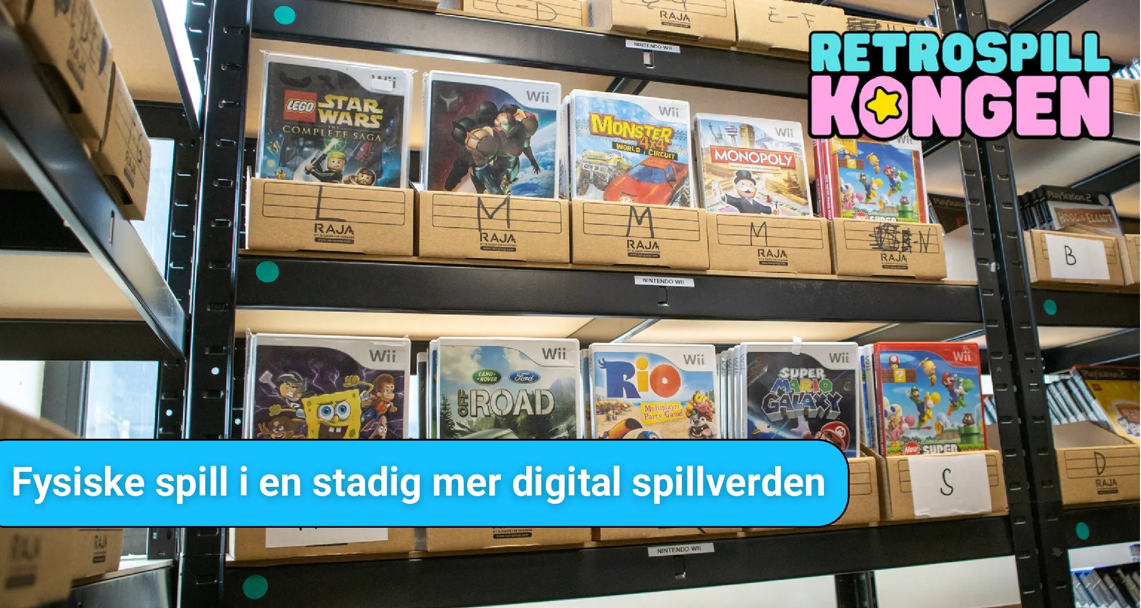 Viser wii spill i spillhylle. retrospillkongen logo øverst i høyre hjørne. hvit tekst på blå bakgrunn sier "Fysiske spill i en stadig mer digital spillverden"