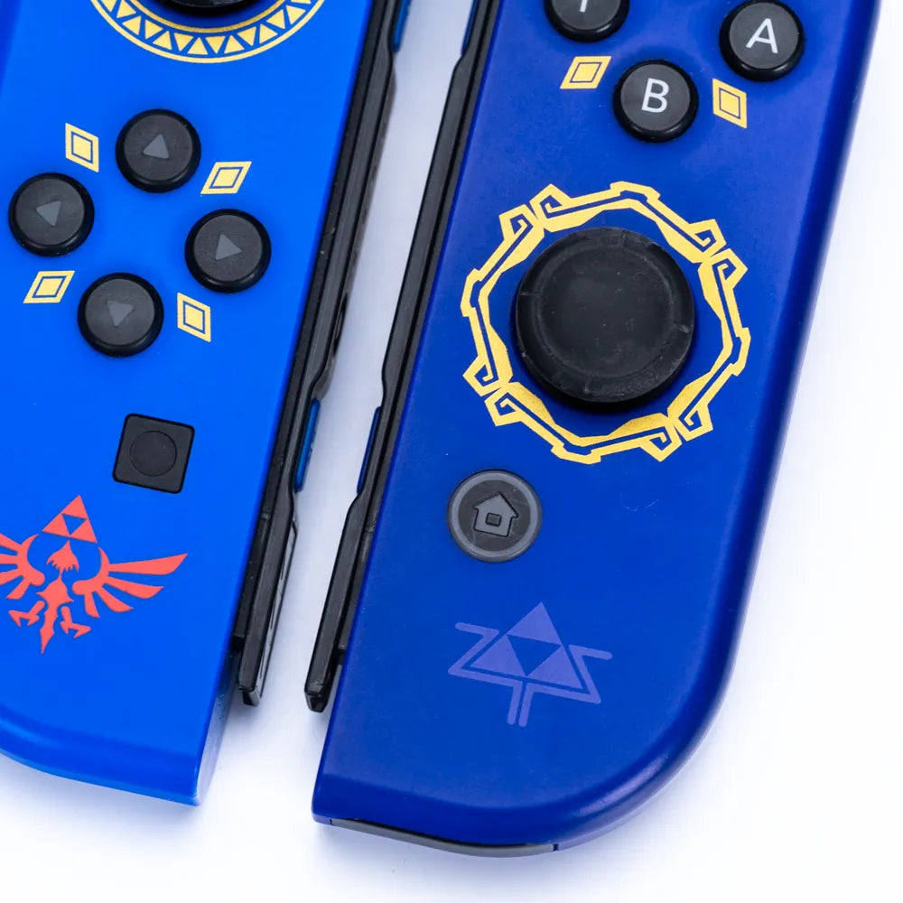 Original Nintendo Switch Joy Cons The Legend Of Zelda: Skyward Sword Edition - Retrospillkongen