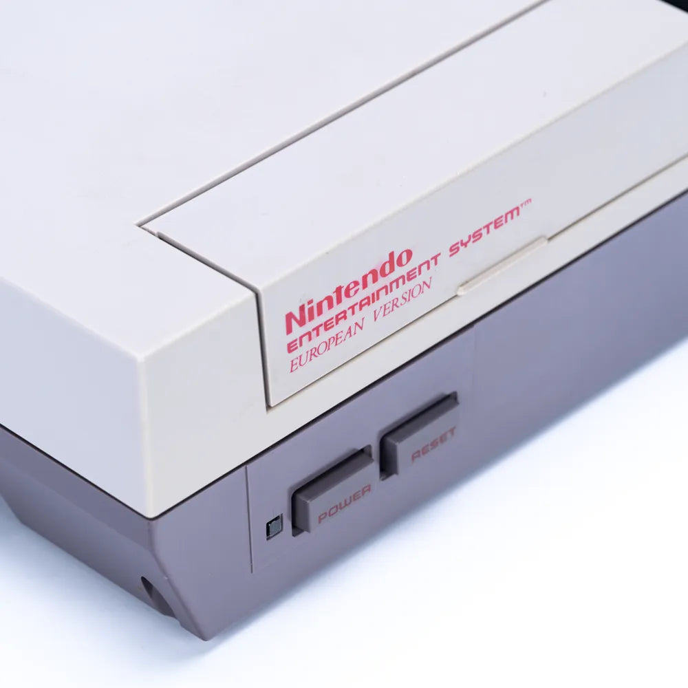 Nintendo Entertainment System Action Set i Eske - Retrospillkongen