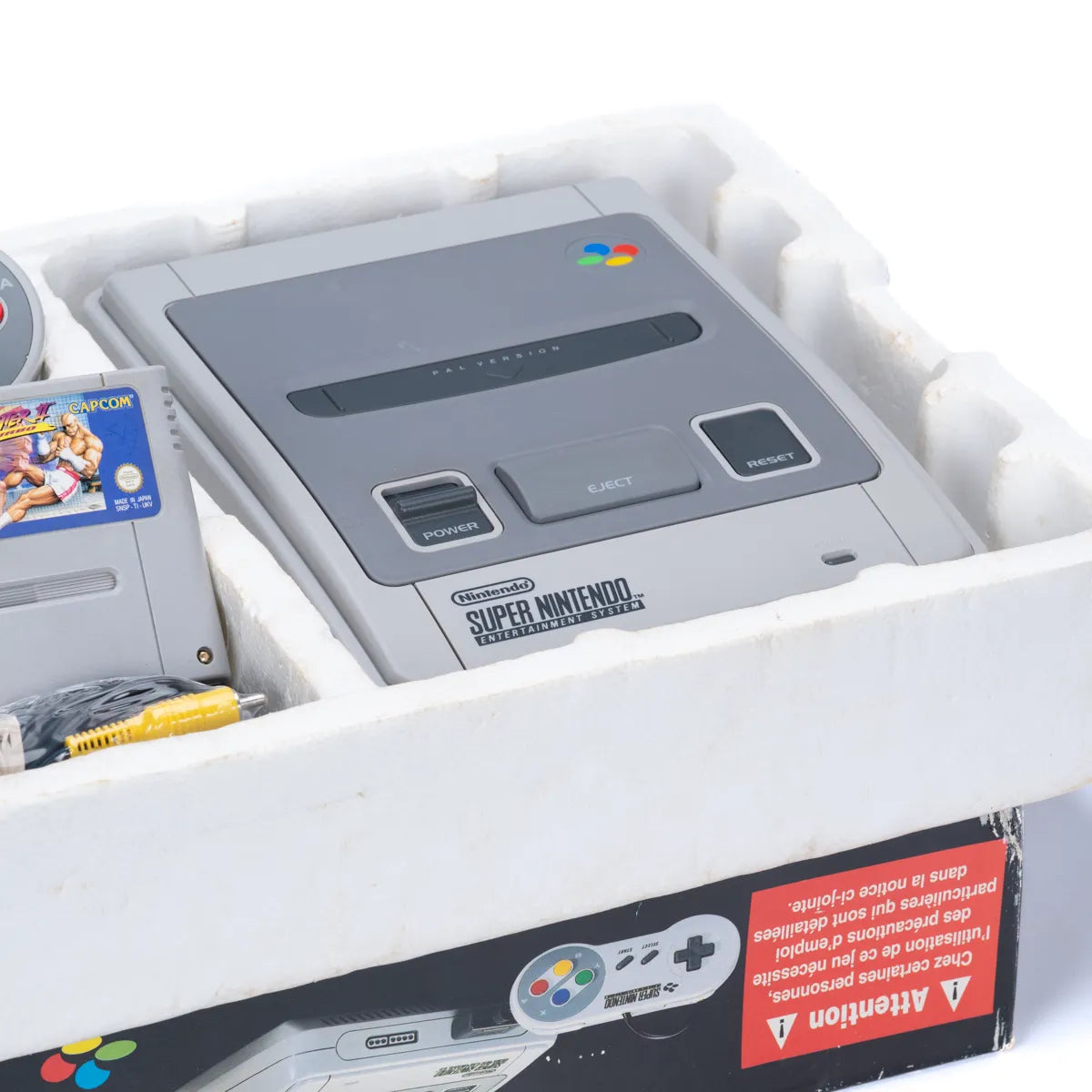 Nintendo Super Entertainment System med Street Fighter II Turbo - SNES (I eske) - Retrospillkongen