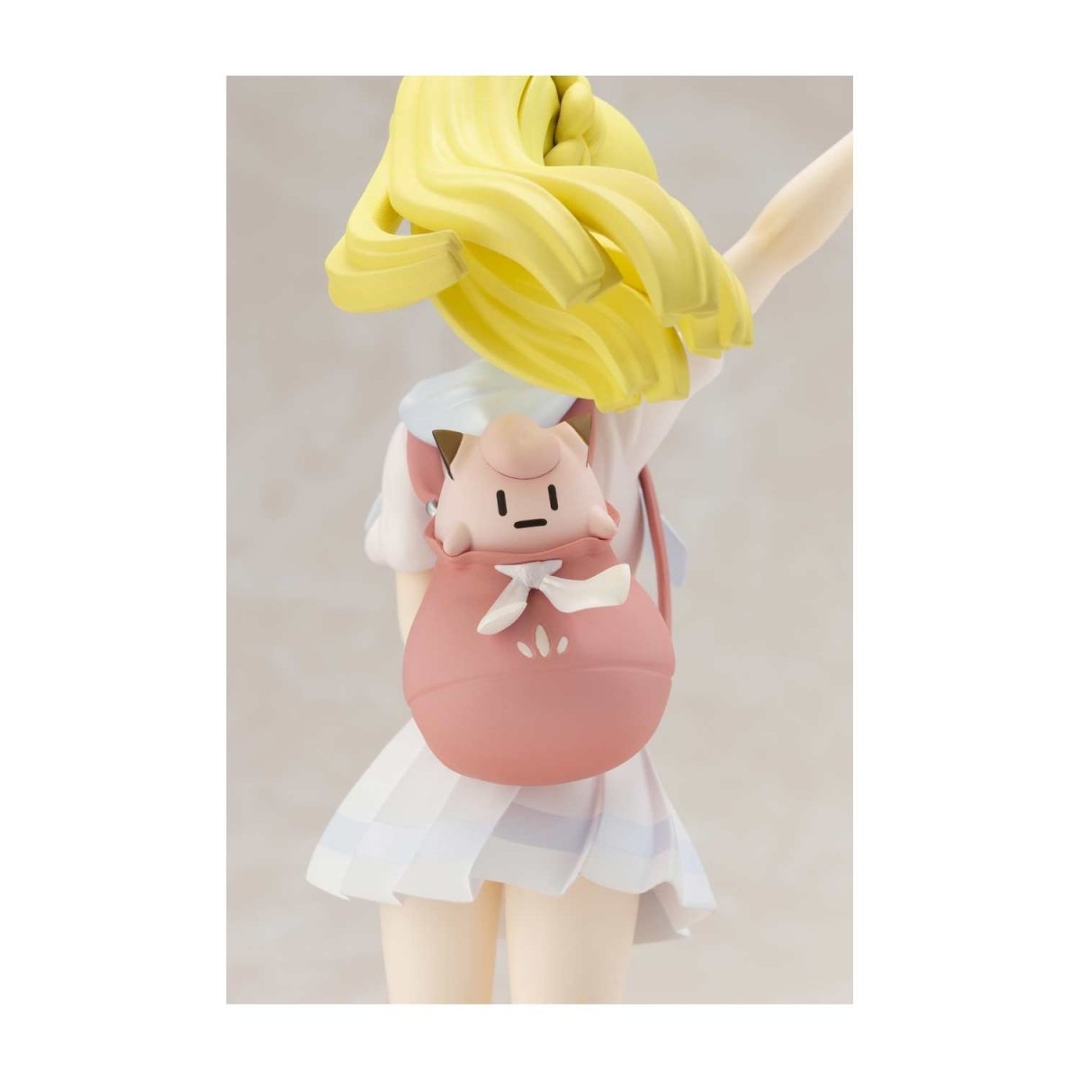 Lillie & Clefairy Pokémon Center Exclusive 1/8 Figur i Eske (Forseglet)