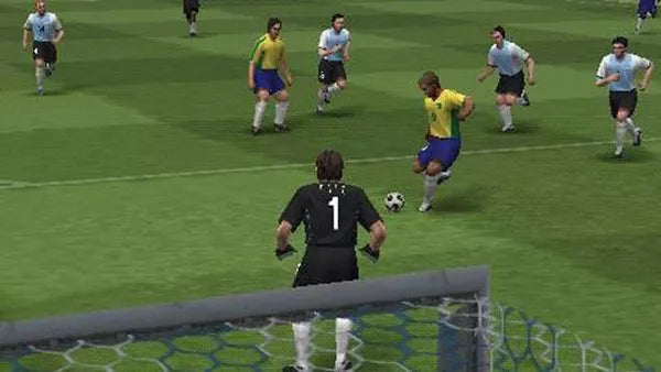 Pro Evolution Soccer 5 - PS2 Spill - Retrospillkongen