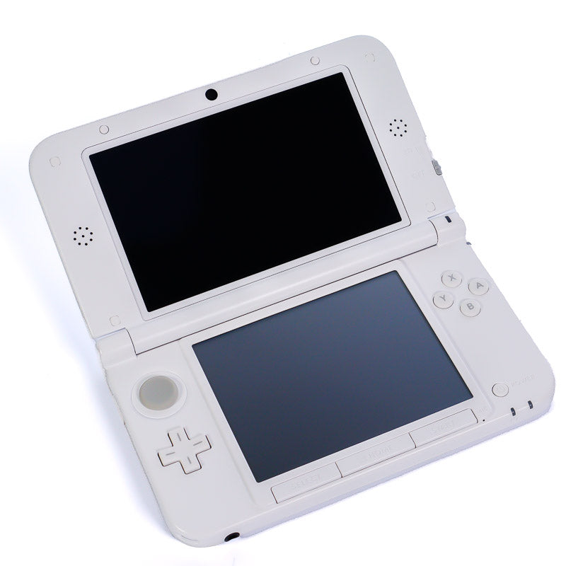 Nintendo 3DS XL Mario Kart 7 Konsollpakke | Hvit - Retrospillkongen