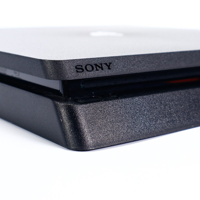 PlayStation 4 Slim 1TB God of War edition - Retrospillkongen