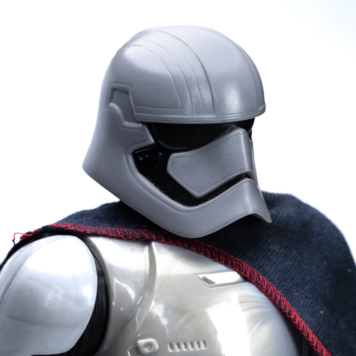 Star Wars Captain Phasma - Jakkas Pacific Figur - Retrospillkongen
