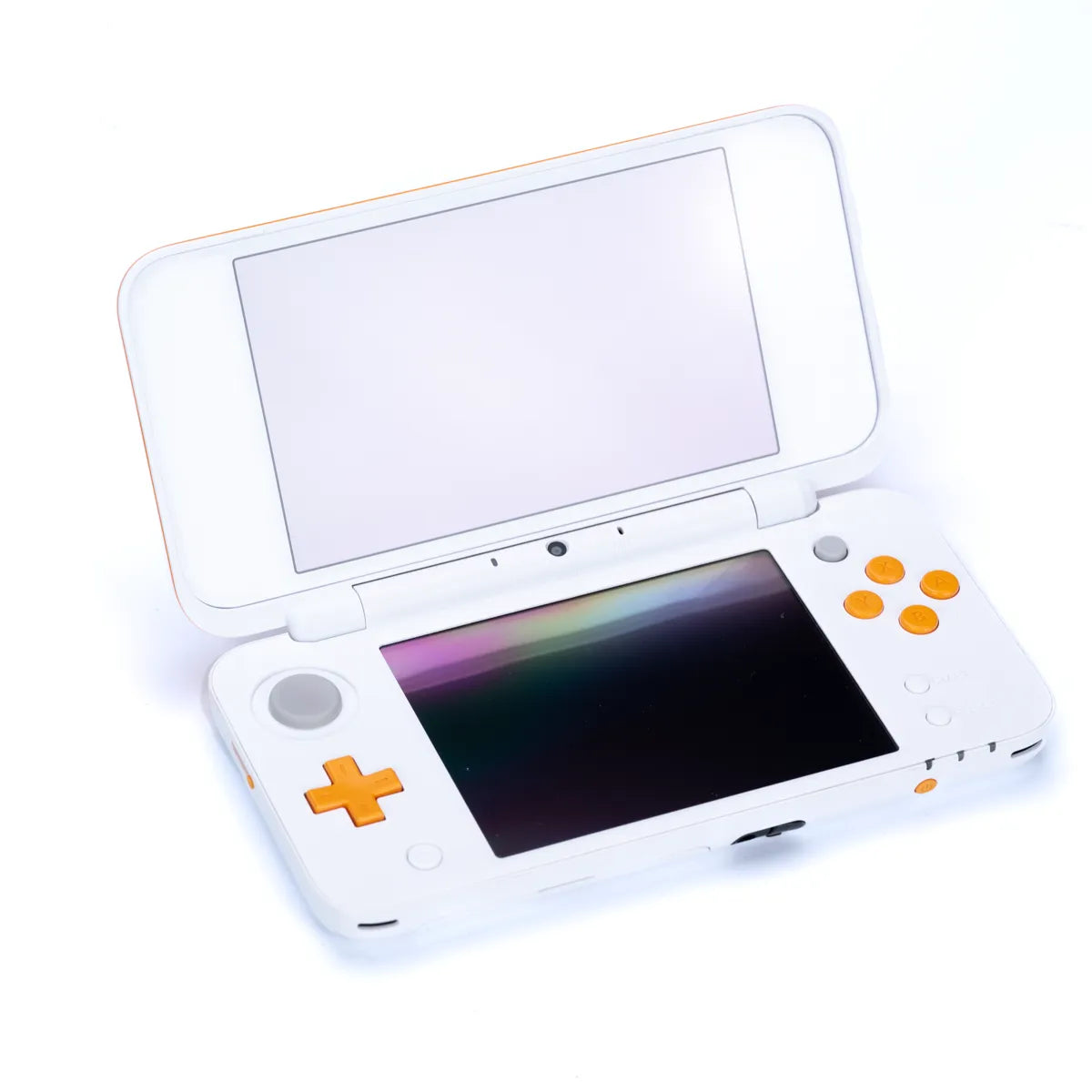 New Nintendo 2DS XL Hvit & Oransje Konsoll m/Strømadapter - Retrospillkongen