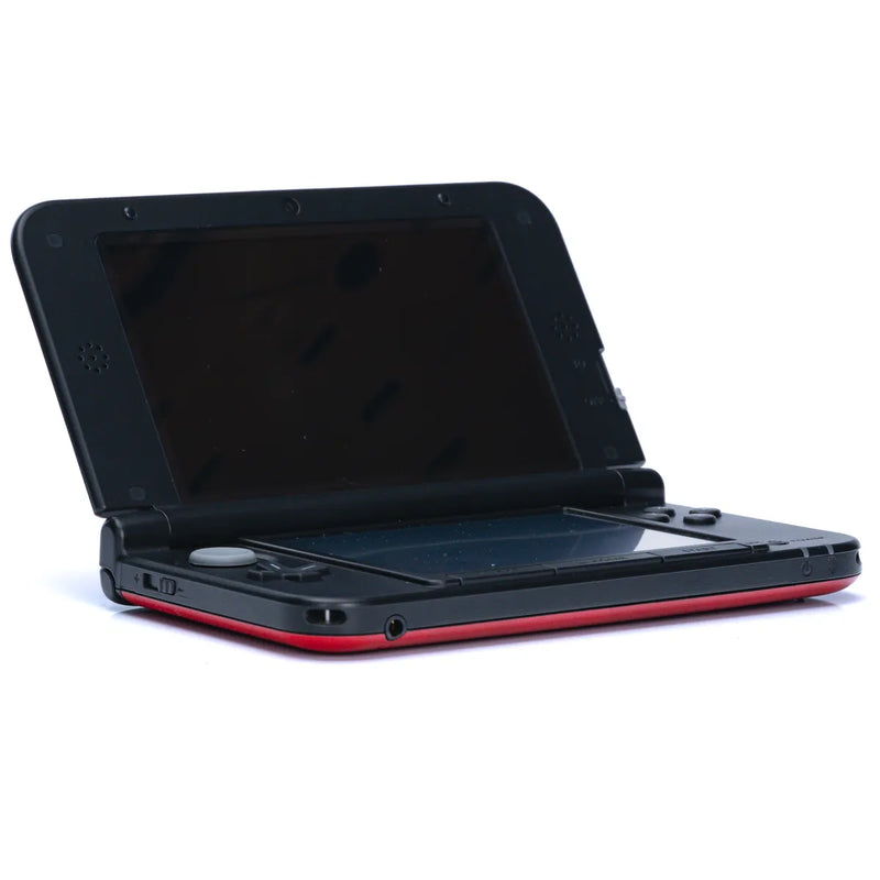 Nintendo 3DS XL Pokemon X and Y Limited Edition Red m/Strømadapter
