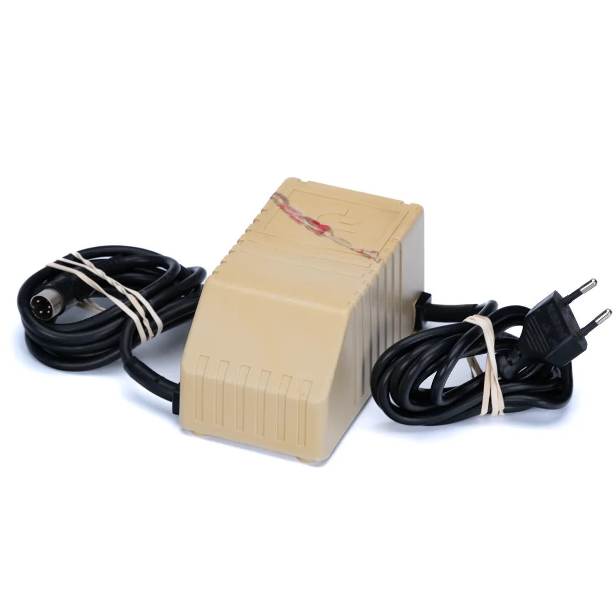 Original strømforsyning til Commodore 64