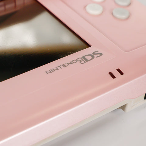 Nintendo DS Candy Pink Håndholdt konsoll m/Strømadapter - Retrospillkongen