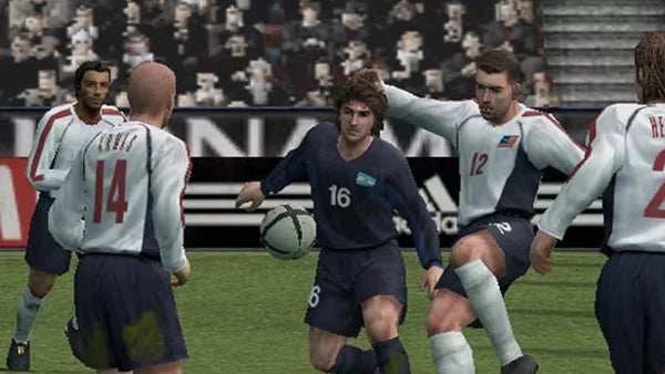 Pro Evolution Soccer 4 - PS2 spill - Retrospillkongen