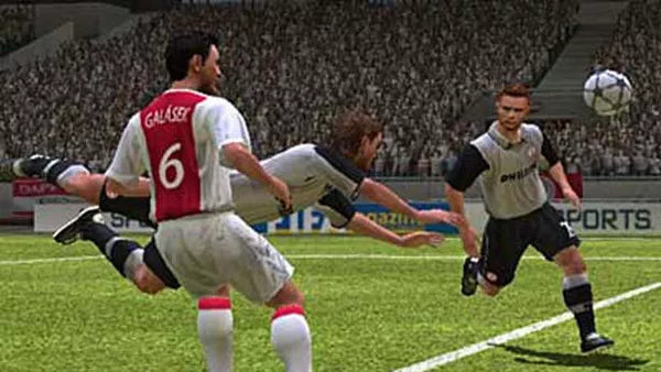 FIFA Fotball 2005 - GameCube spill - Retrospillkongen