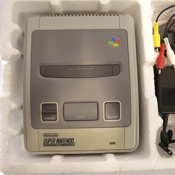 Komplett SNES konsoll pakke - Retrospillkongen
